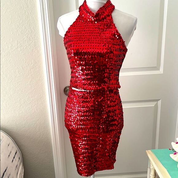 BASIC+LUS  Red Sequin Halter /Skirt 2 pc set Made in USA 🇺🇸 VTG Stunning - Picture 1 of 16